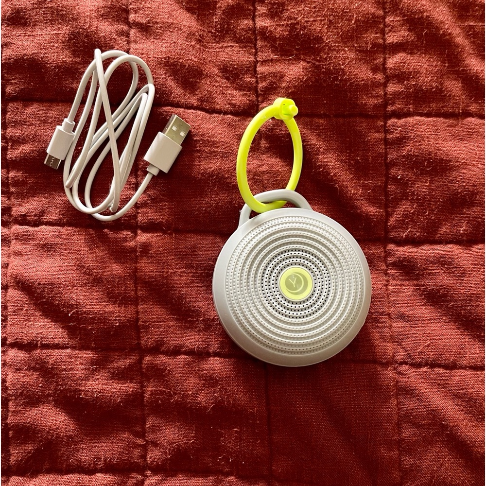 HUSHH Travel Sound Machine